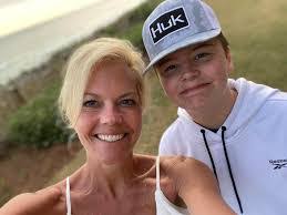 Melissa Mccool's Instagram, Twitter & Facebook