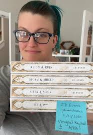 Hi! I'm J. D. Evans (Jenn), the author of the epic romantasy series Mages  of the Wheel. Ask me anything! : r/MagesOfTheWheel