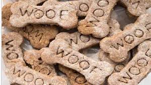 Puppies cannot regulate their own body temperatures and it's important to make sure they stay warm. Best Dog Treats For Golden Retrievers Top 20