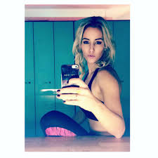 Doch zur kommenden saison wird sie für einen anderen sender im einsatz sein. Laura Papendick On Twitter Der Beweis Dass Ich Tatsachlich Auch Noch Sport Gemacht Habe