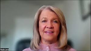 Paula Lenz's Instagram, Twitter & Facebook