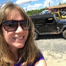 Tammy Forsyth's Instagram, Twitter & Facebook