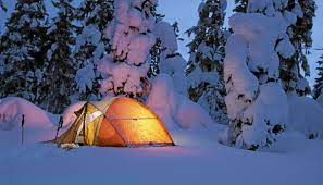 Зимой в палатке