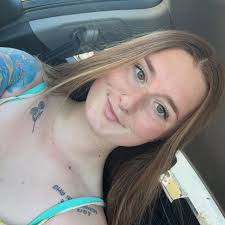 Are there indoor or beach volleyball leagues near Fort Walton?