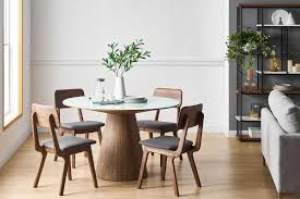 Shop dining table sets with coordinating chairs in various styles like modern & traditional and shapes including round, oval, & rectangle. Round Or Rectangular How To Pick The Right Shape Of Dining Table For Your Home Castlery United States