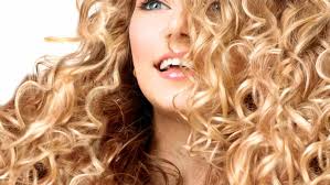 Eccomi con il tutorial per fare i ricci senza calore con la cintura dell'accappatoio! Come Avere Capelli Mossi E Perfetti