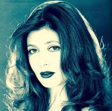 My beautiful friend Paula Jacquard passed away today after a long battle  with cancer. We've been very close friends for almost 20 years. I will miss  her so much. She was such