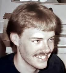 Steven Gooch's Instagram, Twitter & Facebook