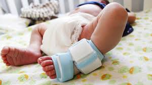 Sets of loud alarm after 20 minutes if no breathing is detected audible tick setting that allows you to hear your baby breathing You Can Monitor Your Baby S Vital Signs 24 7 But Should You Shots Health News Npr