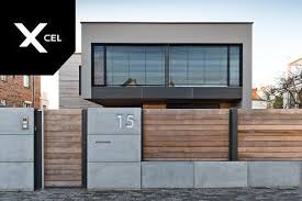That Is How We See Modern Fences Architectural Concrete And Natural Wood Check Xcel Pl For More Weisser Zaun Bauernhof Zaun Modernes Zaun Design