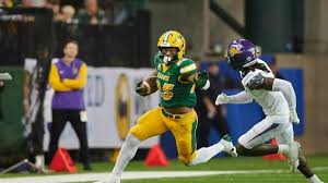 Duquesne's A.J. Hines shines as top freshman in nation