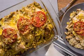 Stove top stuffing chicken casserole recipe | kraft and campbell's soup recipes. Chicken And Stuffing Casserole Topped With Tomatoes Diy Candy