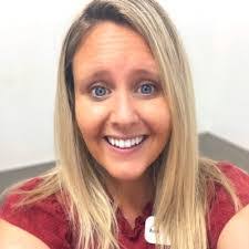 Amanda Scuderi's Instagram, Twitter & Facebook