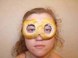 Daisy Mann-Peet's Contextual Studies Blog: 30 things continued.