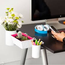 Major Space Saver Alert Diy Clip On Desk Organizers Desk Organization Diy Desk Organizers Diy Office