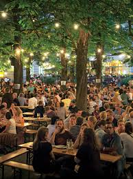 Munchen Die 10 Coolsten Adressen Garantiert Oktoberfest Frei Restaurant Im Freien Restaurant Terrasse Im Freien