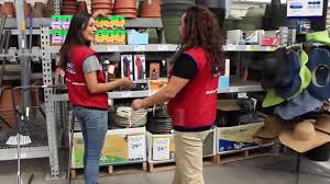 Jun 28, 2021 · the average hourly pay for a head cashier at lowe's companies, inc is $14.18. How Old Do You Have To Be To Work At Lowe S