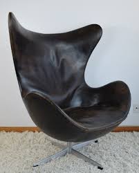 Fritz hansen egg chair arne jacobsen originally designed the egg for the lobby and reception areas of the royal hotel in copenhagen. Rare First Edition Arne Jacobsen Model Fh 3316 Egg Chair 120100