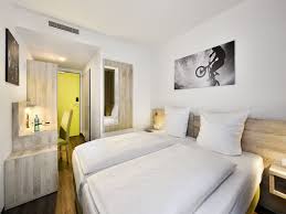 Rise and shine each morning with a complimentary continental breakfast and weekday newspaper. Novina Sleep Inn Herzogenaurach Novina Hotels