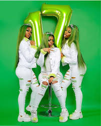 Trendy Birthday Outfits For 18 Year Olds 17 Year Old Bo On Instagram I Was So Cute On My Birthday Last Year 21st Birthday Photoshoot 16th Birthday Outfit Cute Birthday Outfits