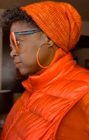 I am still knitting my way through