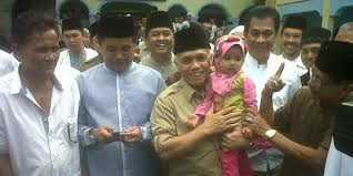 Lebih lanjut atsushi sano mengutarakan, kunjungan pihak kedubes jepang ke ponpes sebagai upaya nyata dalam membangun saling pengertian dan menghargai antarberbagai. Kunjungi Ponpes Sunanulhuda Hatta Ziarah Ke Makam Kh Uci Sanusi Merdeka Com