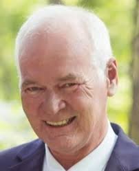 Scott Colbert's Instagram, Twitter & Facebook