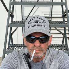 Loose Pit Bull in Sulphur-Carlyss Area