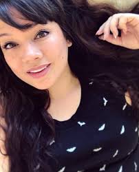 Hey you! It's me, Alexis Jacinto Rivera aka @paleorookie! Can you believe  it?! I'm here spending the whole week with you and sharing a little piece  of my soul one recipe at