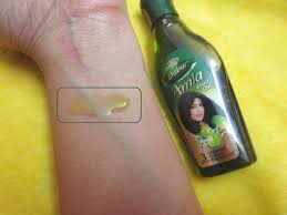 Dabur amla hair oil combines the goodness of amla fruit (indian gooseberry) with a blend of vegetable and mineral oils to promote long, healthy hair. Dabur Amla Hair Oil Review