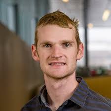 Robin Oster's Instagram, Twitter & Facebook