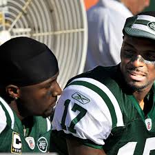 Report: Jets wide receiver Plaxico Burress ordered to pay $125,000 in 2008  car-crash lawsuit