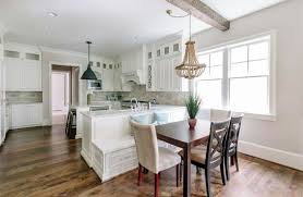 Kitchen With Dining Peninsula With Built In Bench Seating Next To Rustic Wood Ta Trendy Farmhouse Kitchen Kitchen Island With Bench Seating Kitchen Table Bench