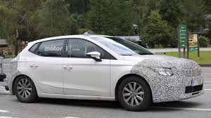 Fabia iv určitě dostane moderní multimediální systémy a kvalitnější materiály napříč kabinou. Skoda Fabia Iv Skoda Testuje Novy Prototyp Autobazar Eu