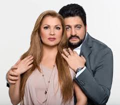 Не буду оценивать его талант, так как кроме улыбки ничего он не вызывает. Anna Netrebko I Yusif Ejvazov Ne Znaem Kak Ranshe Zhili Drug Bez Druga Igrushki I Mir Yandeks Dzen