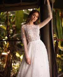 Immagini sposi abiti da sposa abiti da sera foto accessori da sposa foto abiti sposo regalo matrimonio immagini bouquet da sposa immagini partecipazioni nozze foto fedi nuziali / gioielli. Kartika Sposa La Nuova Collezione Millanova 2020 In Facebook