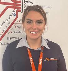 Strangers show kindness to grieving traveler