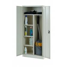 The definition of a placard is a sign with information, or a small plaque an example of a placard is a poster outside of a cafe advertising the specials. Armoire A Balai
