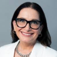 Karyn Raymond's Instagram, Twitter & Facebook