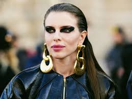 Julia Fox Is the Celebrity We Deserve | Vanity Fair