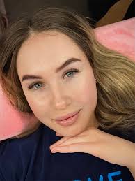 Hi! I'm Sasha, l'm 24 years old, originally from Ukraine, and now working  in the beautiful city of Victoria🌸 Lash extensions are not just my  profession, but my true passion. I help