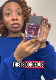 Unbox and sniff with me! Perfume Review