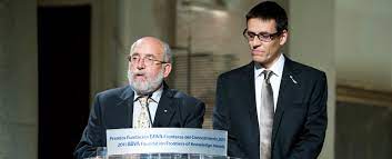 23 şubat 1966),12 i̇sviçreli astronom ve akademisyendir. Nobel Prize In Physics For Michel Mayor And Didier Queloz Winners In 2012 Of The Frontiers Of Knowledge Award In Basic Sciences Premios Fronteras