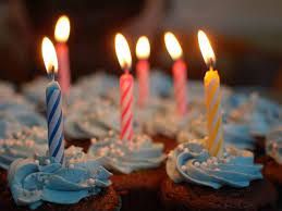 Frasi Di Buon Compleanno 140 Pensieri Per Fare Un Augurio Speciale Aforismi E Citazioni