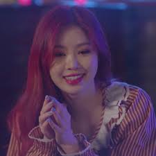 Troye sivan · hallyu boy bands · this is lauv · disney hits . Shuhua Minnie And Jeon Soyeon Image 6190598 On Favim Com