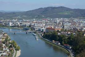 Besondere unterkünfte zum kleinen preis. Linz Mit Kindern Super Stadtereise Osterreich