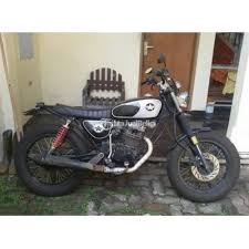 Beberapa pilihan motor gl max di tahun 2007, 2009, 2010, 2012 yang bisa dibuat menjadi ala thailook ceper dengan airbrush atau cutting sticker, admin sajikan beberapa kumpulan gambar dan juga wallpaper untuk pecinta modif download modif gl pro roadrace sederhana. Motor Honda Gl Pro Tahun 1995 Modif Custom Japstyle Bekas Second Murahdi Semarang Tribunjualbeli Com
