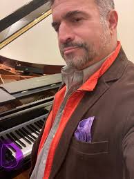 I still get a chill when I see a Bosendorfer with the extra Bass notes…  😎🖤🎹 sinister black paint. I feel like a whale using low frequency sonar  when I play &