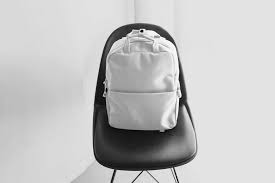 Maquete De Mochila Gratis Psd In 2020 Design Mockup Free Mockup Backpacks