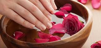 فوائد شرب ماء الزهر مع الماء موضوع